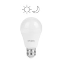 Etheos Lámpara Led 9W Con Sensor De Luz Lam09Ma Frío 6500K E27